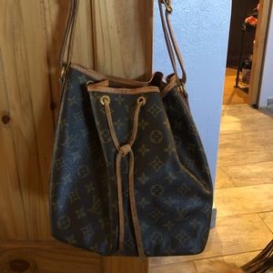 Louis Vuitton large draw bucket